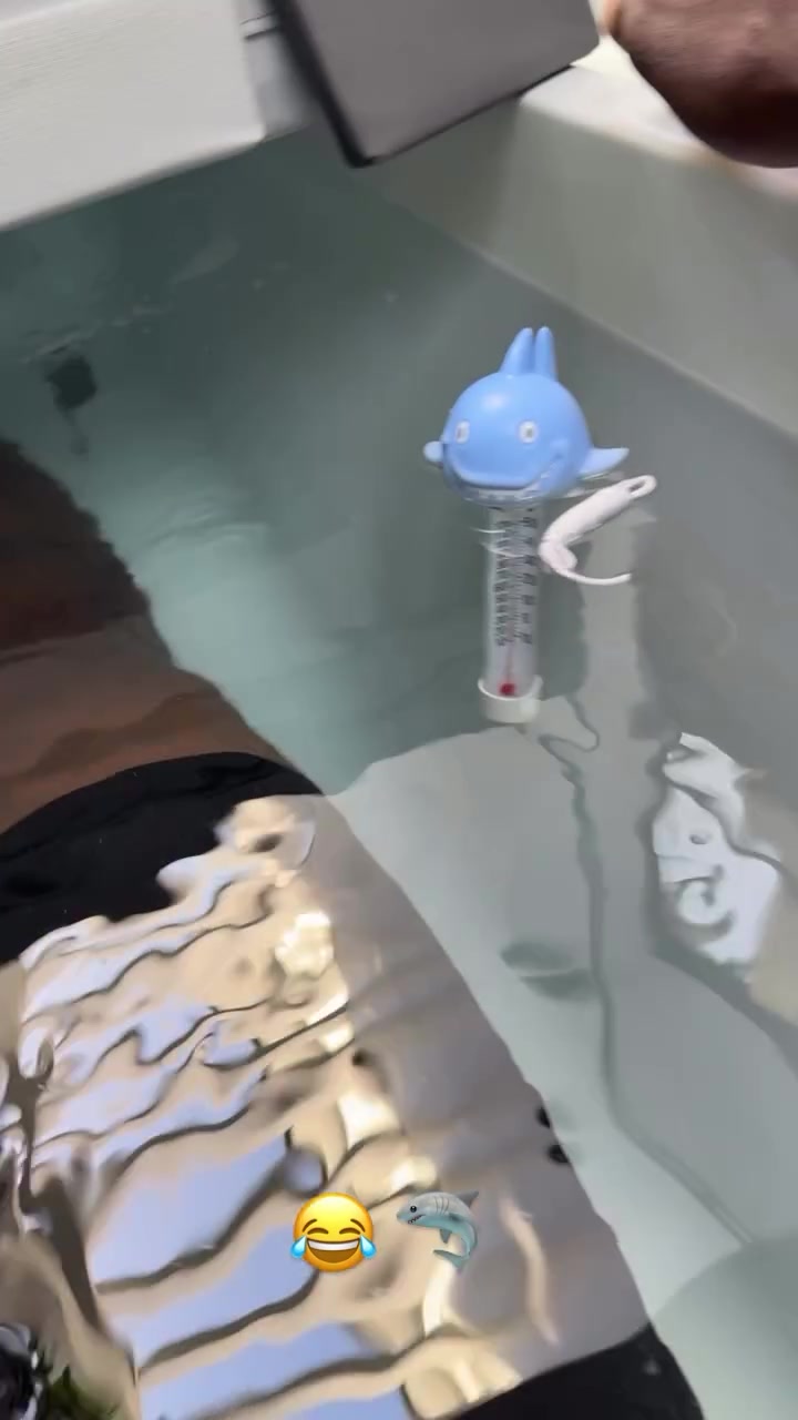 保养身体！詹姆斯晒训练后回家泡冰水浴? 促进下肢恢复