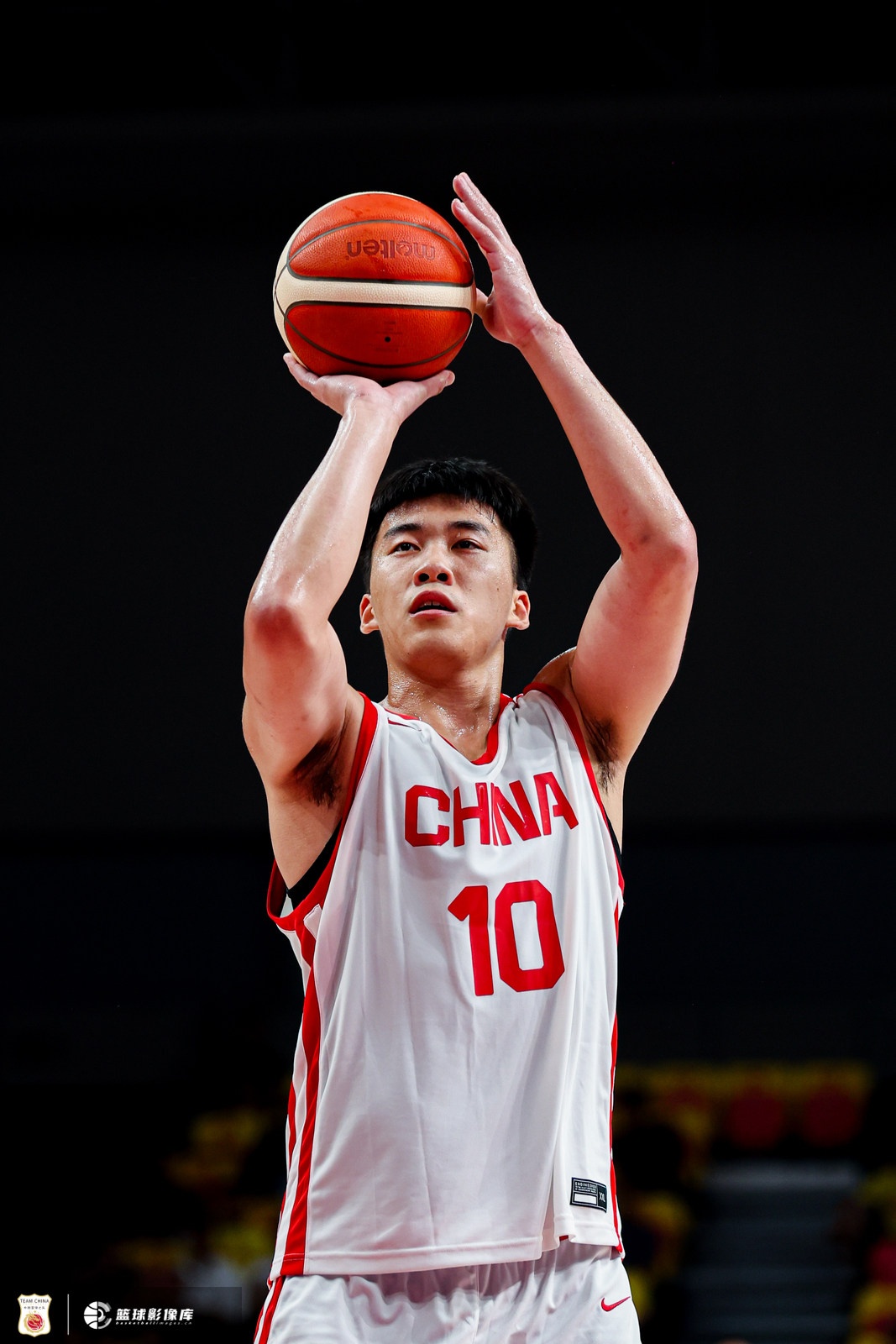打NBL没那么容易？媒体人：盲猜相关部门会要求王俊杰参加CBA选秀
